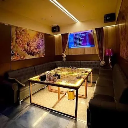 ドーパミン（도파민）の部屋と入口の写真 2
